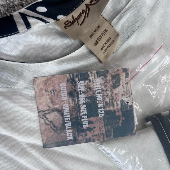 NWT! Sahara Mg Rayon One Size Plus Black White Kaftan African Print Made India - Picture 2 of 6